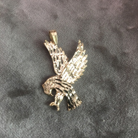 14k gold eagle pendant - Picture 3 of 9